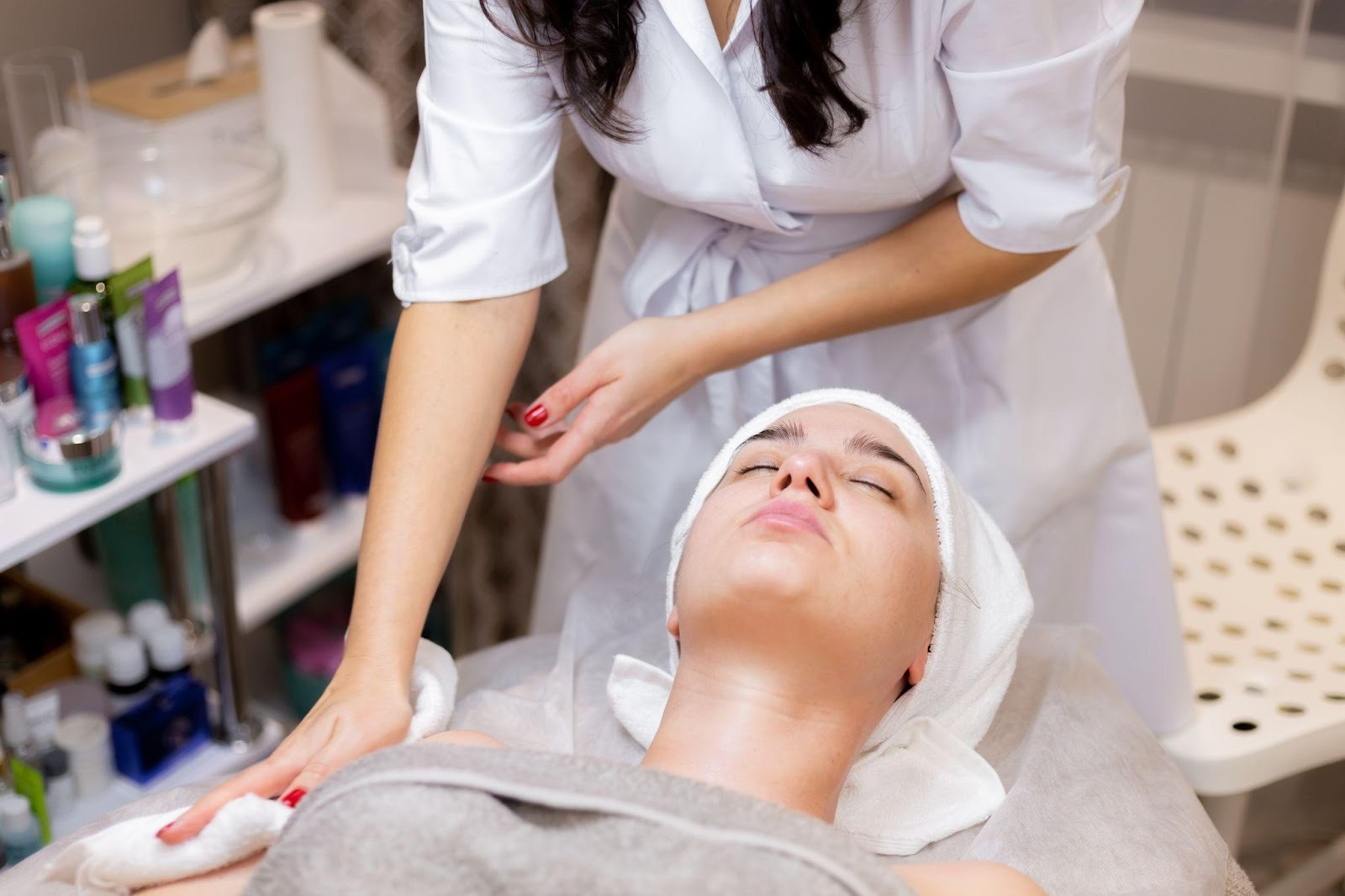 Glow Confidently: How Personalized Med Spa Treatments Can Transform Your Skin