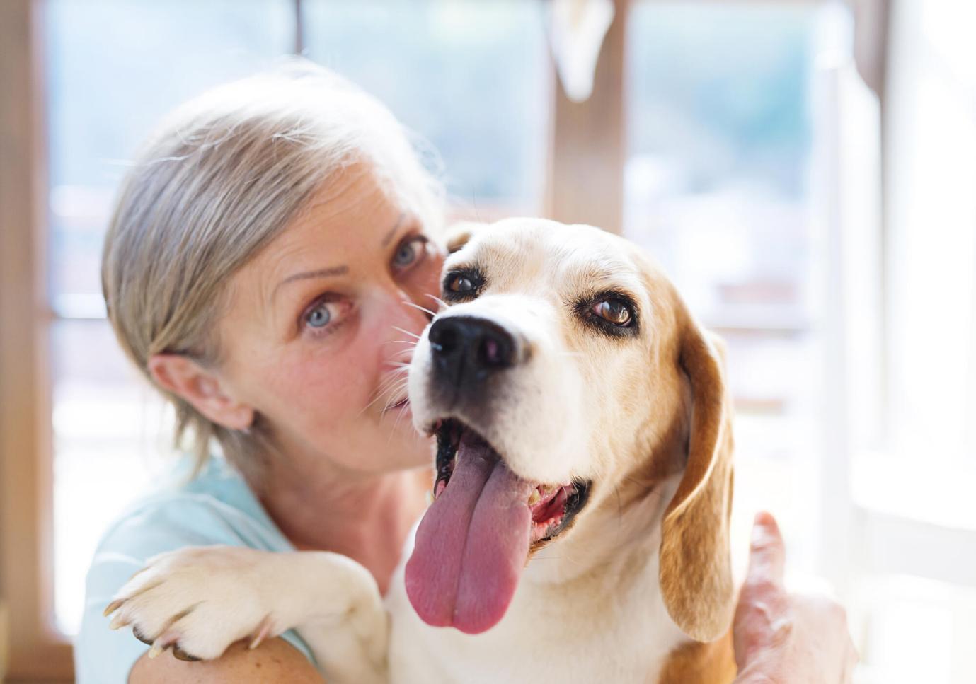 How Pets Enhance Communication Among Seniors in Assisted Living