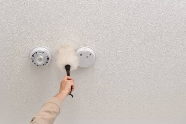 The Best Ways to Maintain Smoke and Carbon Monoxide Detectors in Rental Properties