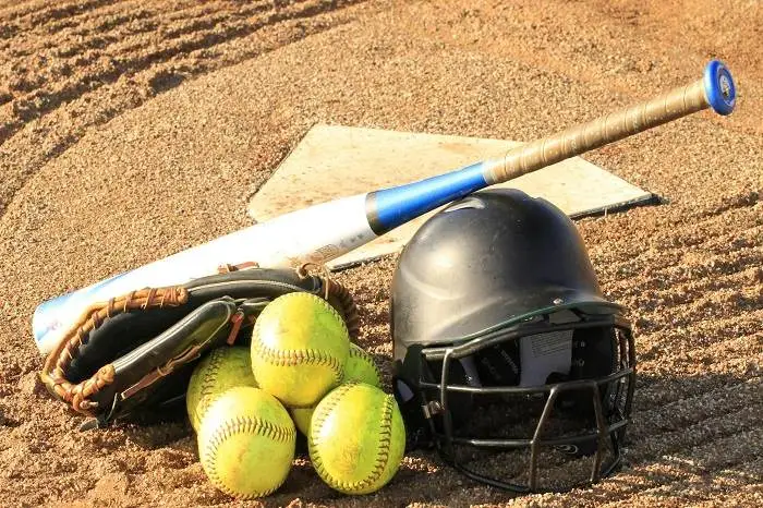 6 Best Gifts for a Baseball Player To Rock On-Field