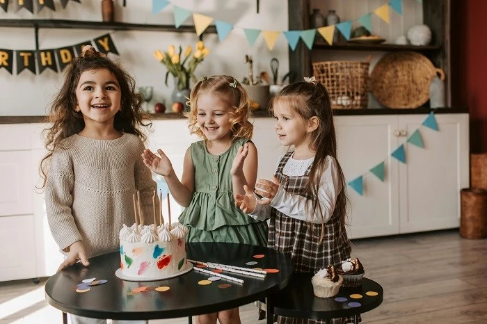 120+ Birthday Wishes for Niece to Say to Admire Her.