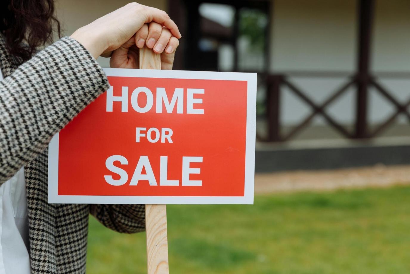 Costs of Selling a House: A Complete Guide