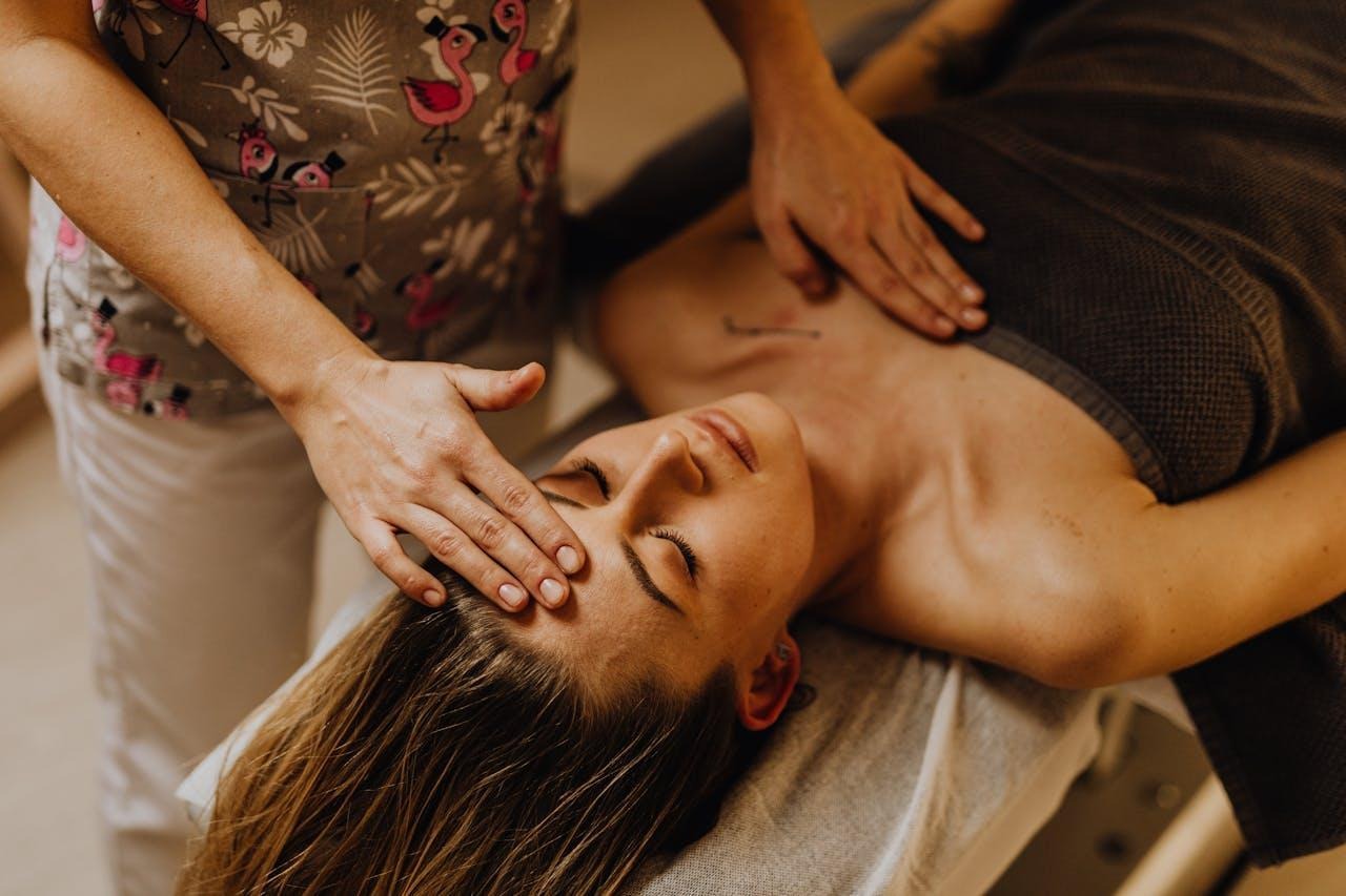 Feel Better Fast: Exploring IV Therapy and Holistic Health Clinics in Ontario