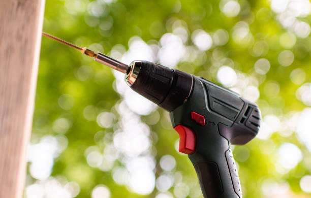 How Cordless Power Tools Enable Flexible Work in Indoor and Outdoor Projects