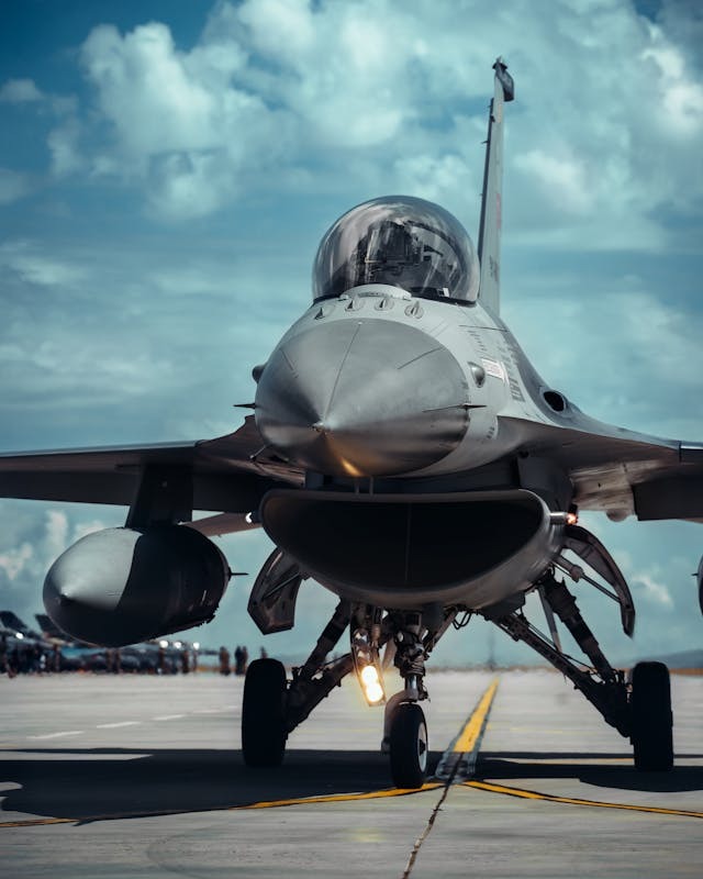 How Modern Aircraft Engineering Improves Safety and Performance