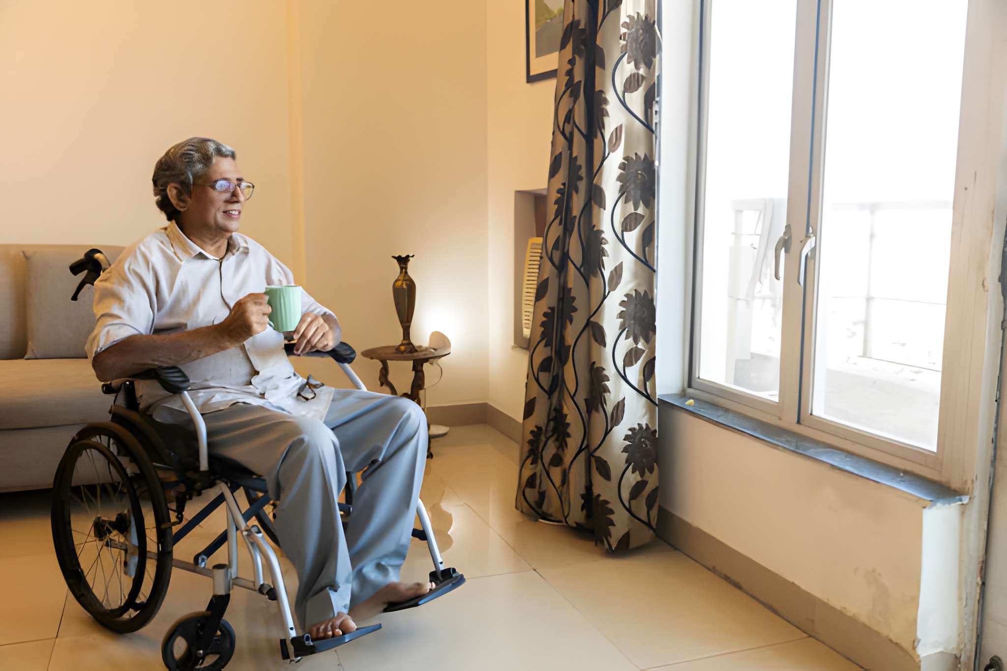 How Personal Care Services Improve Daily Life for Seniors at Home