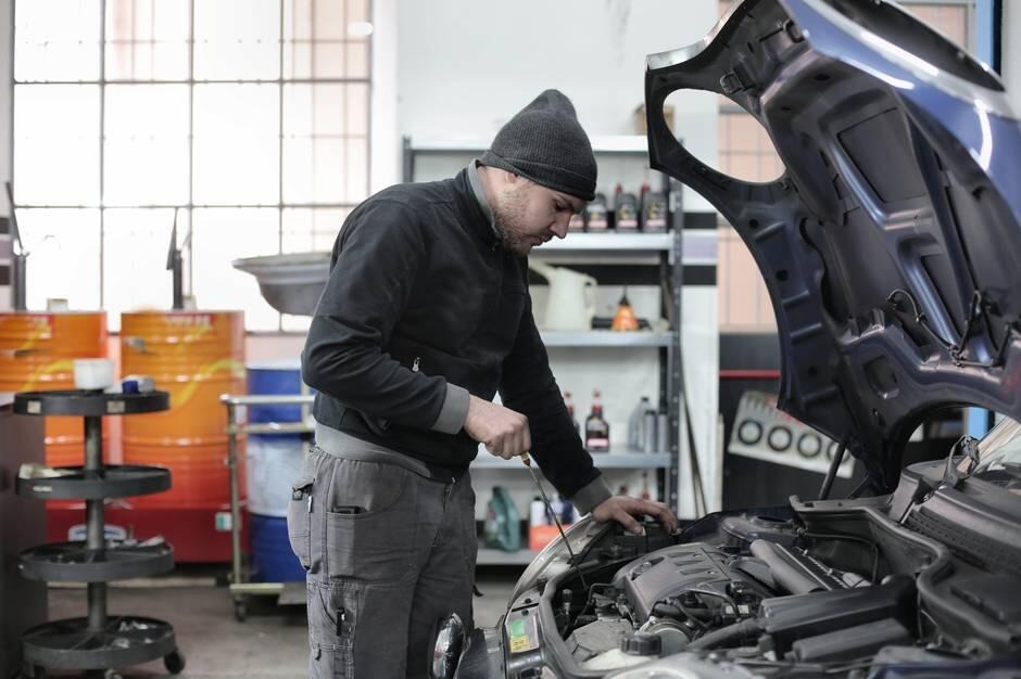 How Professional Automotive Repair Extends Vehicle Life