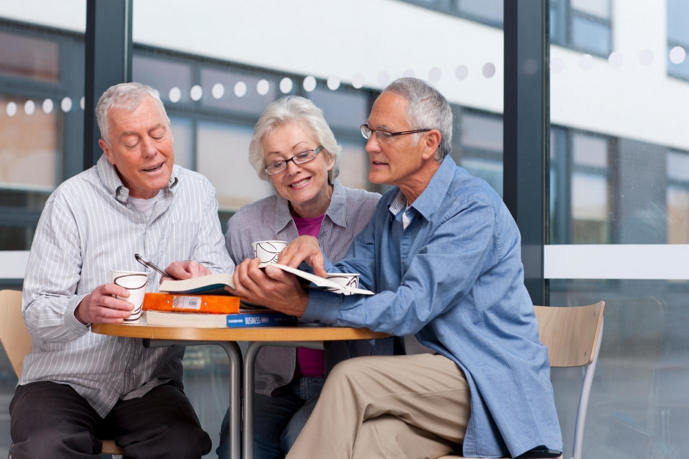 How Seniors Can Maintain an Independent Lifestyle