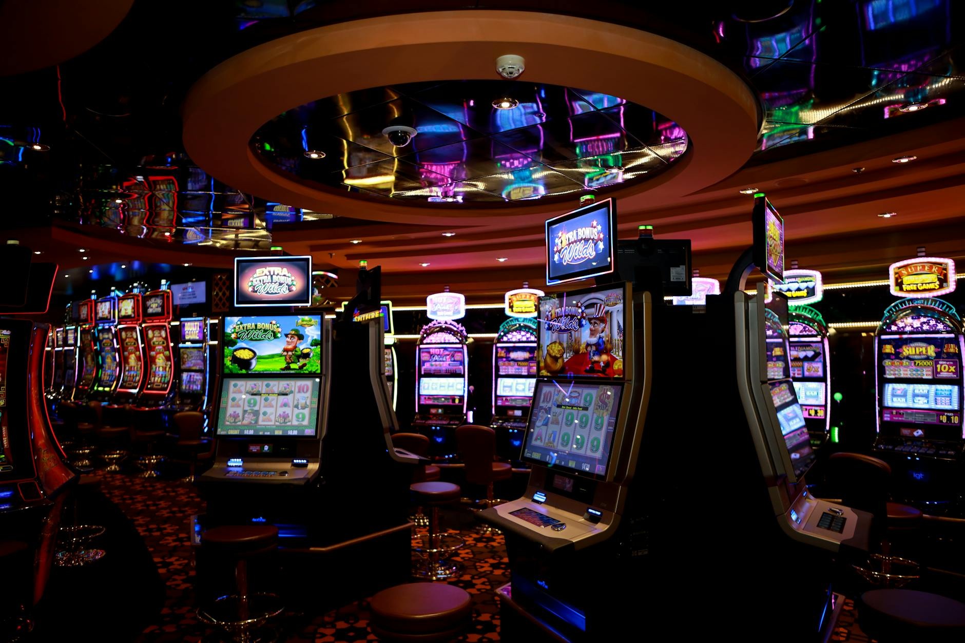 How Slot Games Became A Global Online Gaming Trend