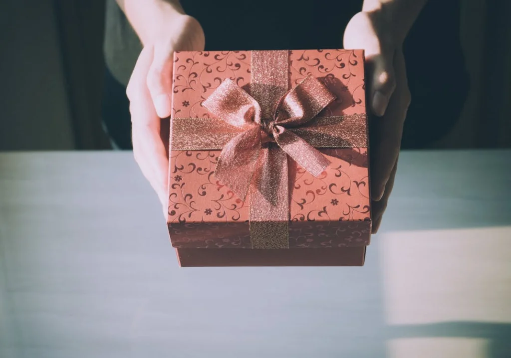 How to Choose Intimate Gifts Online Without Stress