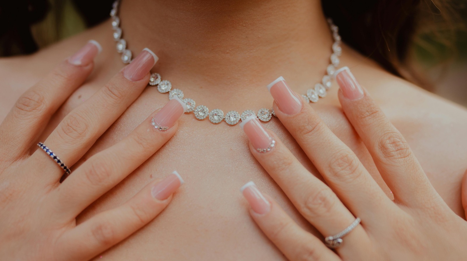 How to Choose Jewelry That Reflects Your Personal Style Over Time