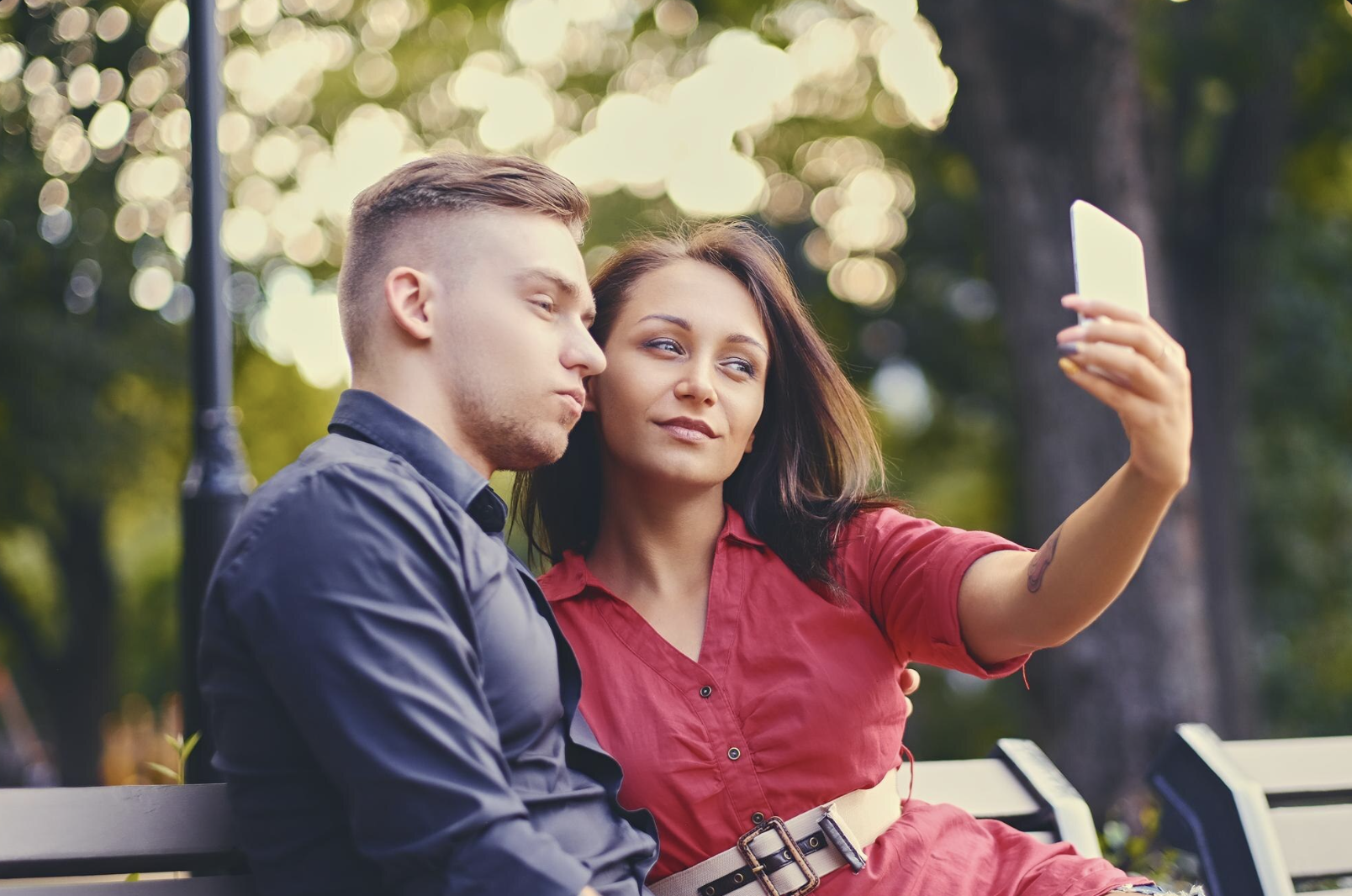 How to Finally Get Better Results from Your Dating Profile Photos