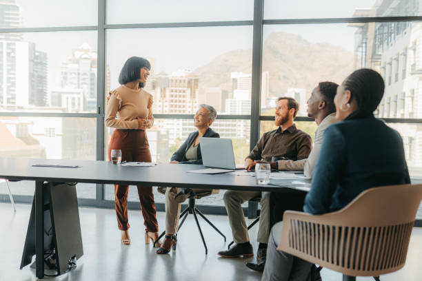 How Visual Communication Improves Confidence in Public Speaking