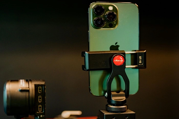 Magnetic Phone Holder - The Smart Way to Stay Hands-Free