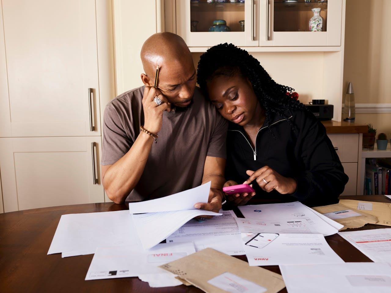Managing Sudden Expenses: 5 Smart and Safe Solutions You Can Use Today