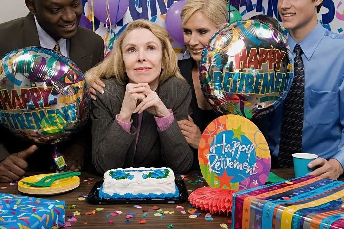 60+ Retirement Gifts to Celebrate our Retiring Loved Ones