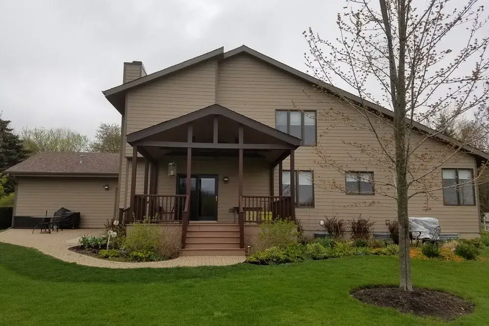 Siding Contractors Near Me in Schaumburg