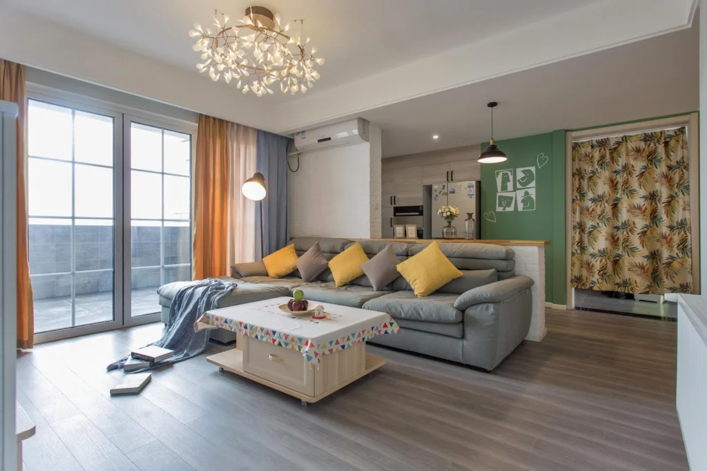 The Benefits of Choosing Low-Maintenance Flooring for Busy Families