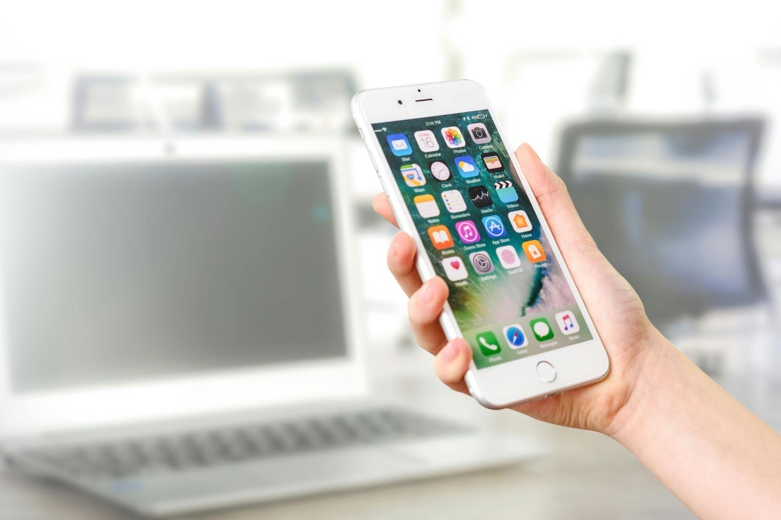 The Secret to a Seamless Conversation: Why Your Phone Carrier's Coverage Matters More Than You Think