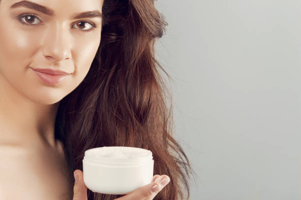 The Ultimate Hair Moisturizer & Leave-in Conditioner Guide: Stop Dryness & Boost Shine