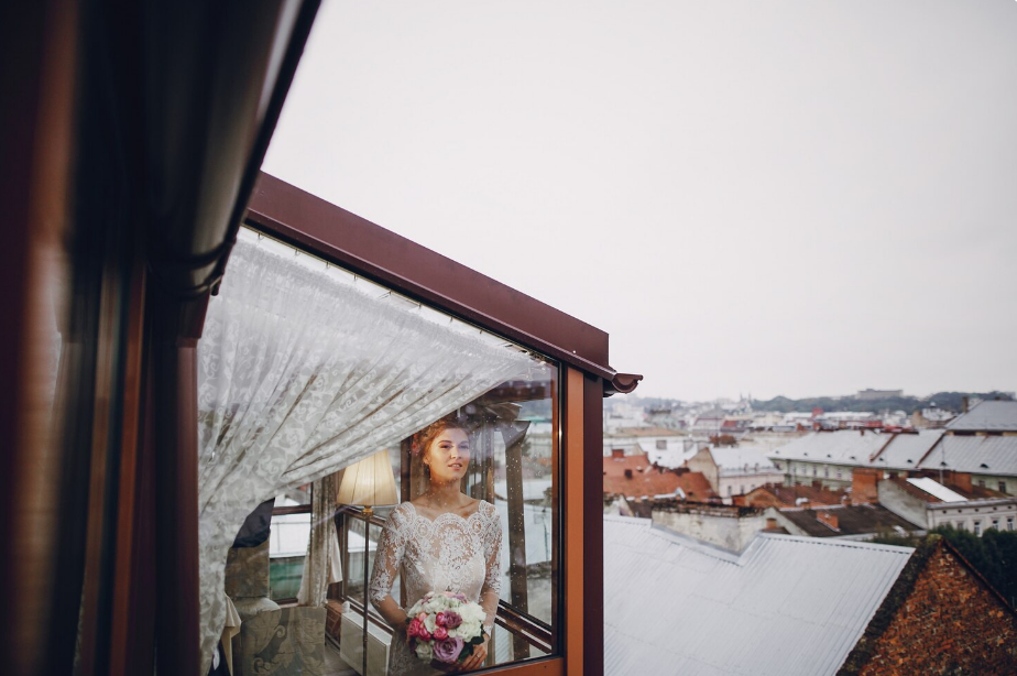 The Winter Window Decides Whether An Aging Beach Cottage Gets Rebuilt