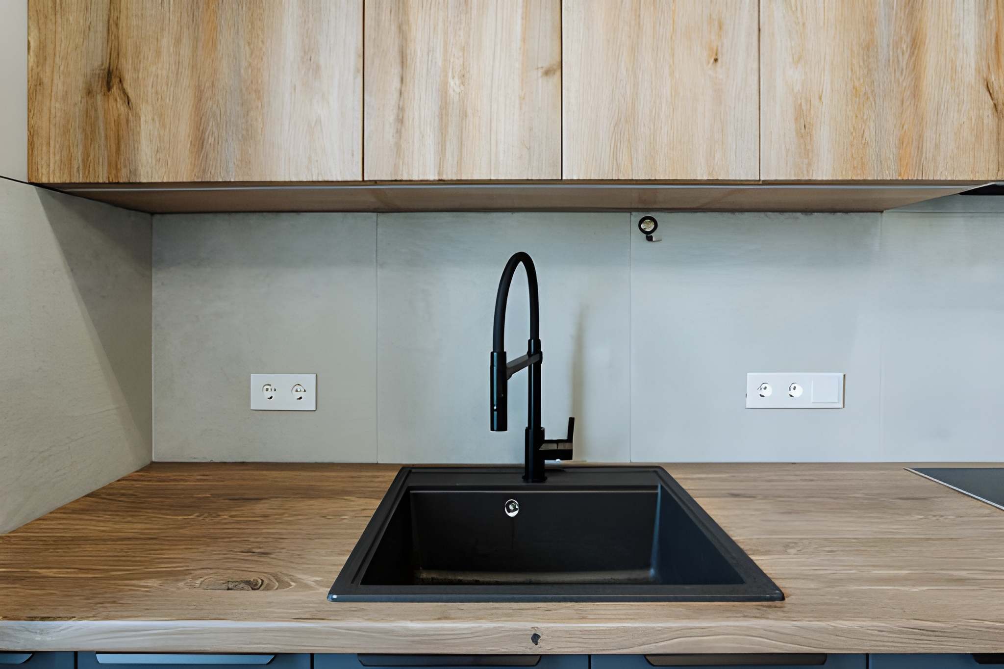 Top Trends in Outdoor Kitchen Design for 2025