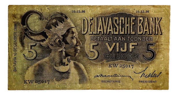 Understanding the Cost of Porcelain Veneers: Is It Worth the Investment?