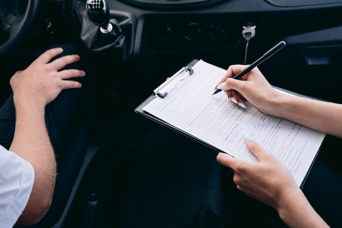 What Happens After the Sale: Navigating Post-Purchase Vehicle Registration