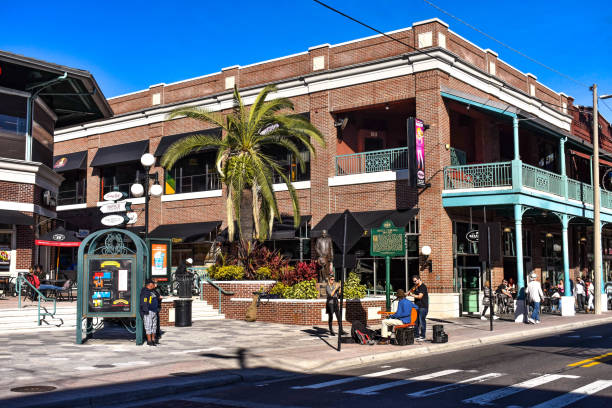 What Sells Best in Tampa: Neighborhood Trends Sellers Need to Know