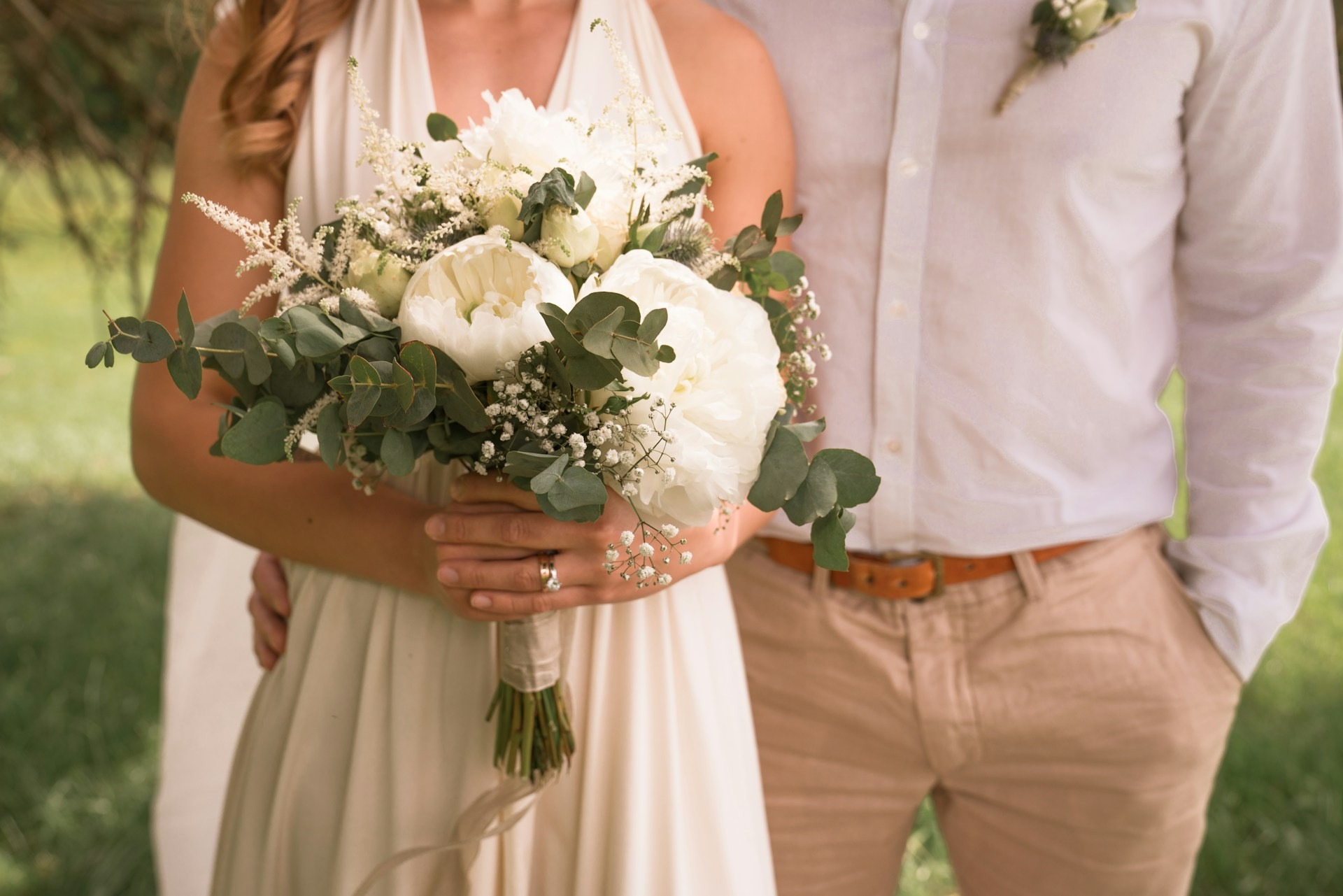 Why Is Spring One of the Most Popular Wedding Seasons?