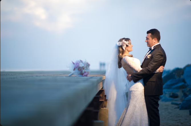 Why Luxury Waterfront Weddings Continue To Grow in Popularity