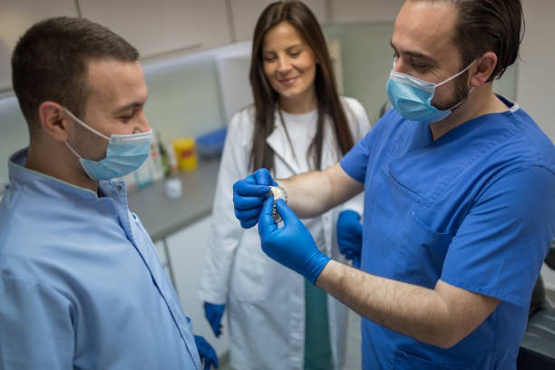 Why Providing Patients Is a Game Changer for Dental Implant Training