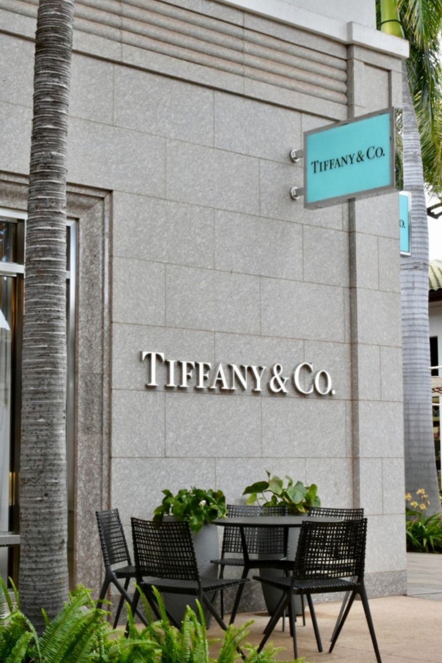 Why Tiffany & Co. Glasses Remain a Popular Luxury Eyewear Choice